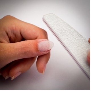 Pilovanie nechta do dokonalého tvaru