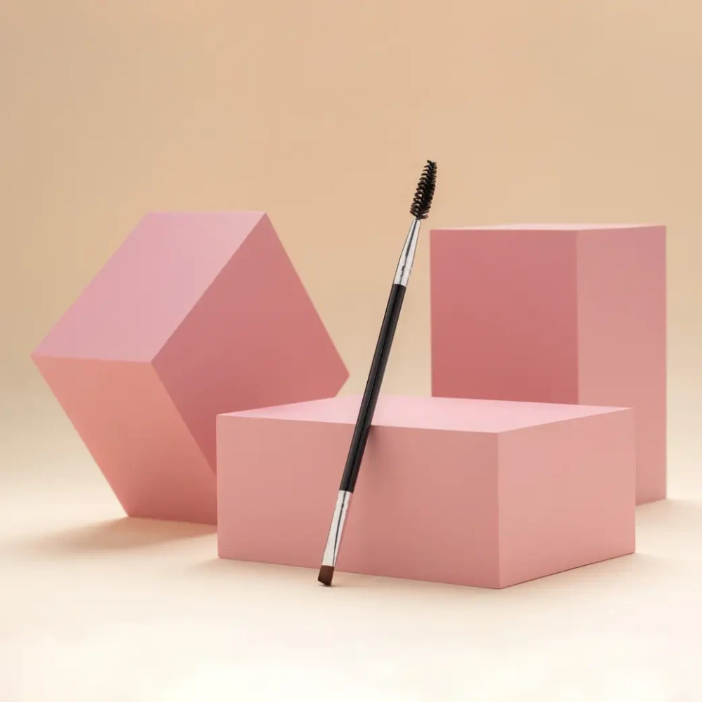 Obojstrann&yacute; &scaron;tetec na &uacute;pravu obočia &ndash; &scaron;ikm&yacute; &scaron;tetec a &scaron;pir&aacute;lka