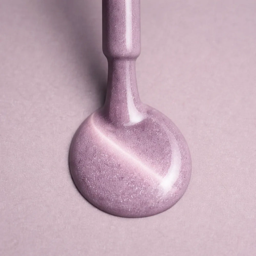 G&eacute;l lak Cat Eye Nostalgia 006 &ndash; fľa&scaron;tička a &scaron;tetček