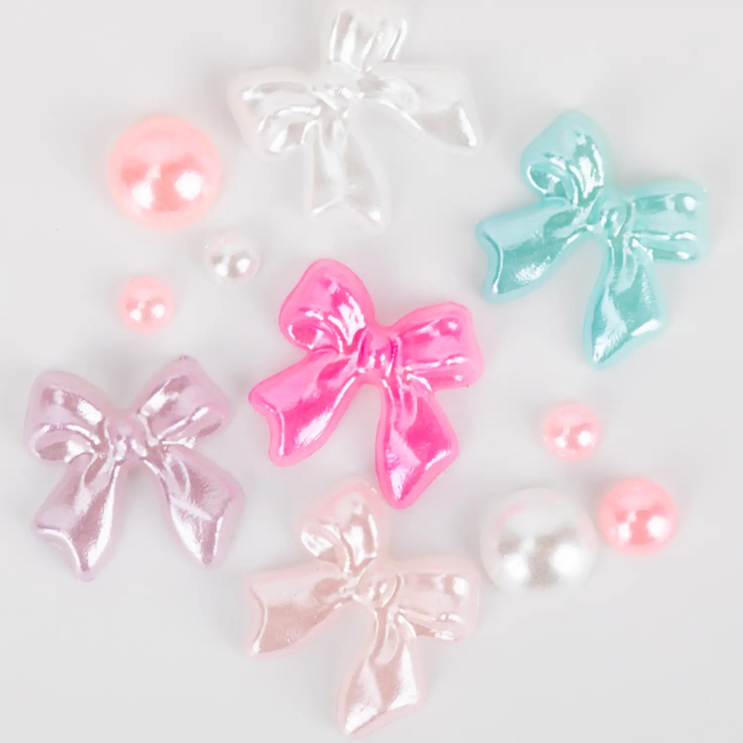 Ako použiť 3D ozdoby na nechty &ndash; veľk&yacute; mix 02