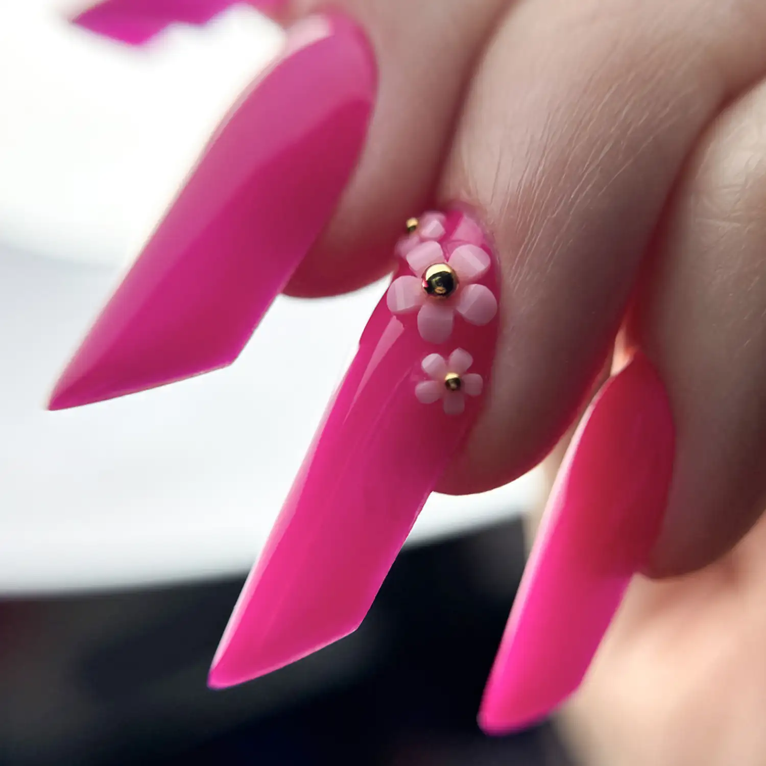 Ako použiť 3D ozdoby na nechty &ndash; veľk&yacute; mix 01